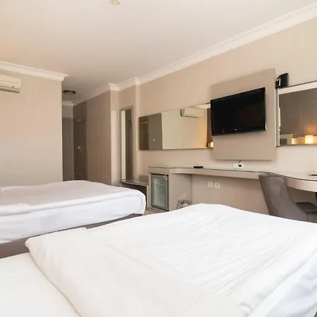 Asrin Park & Convention Center Hotel 4*