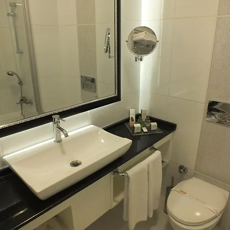 Szálloda Asrin Park & Convention Center