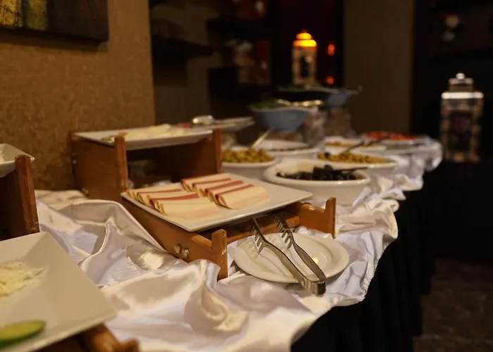 فندق Asrin Park & Convention Center 4*