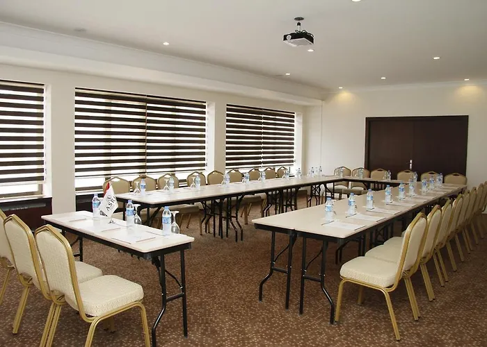 Ξενοδοχείο Asrin Park & Convention Center