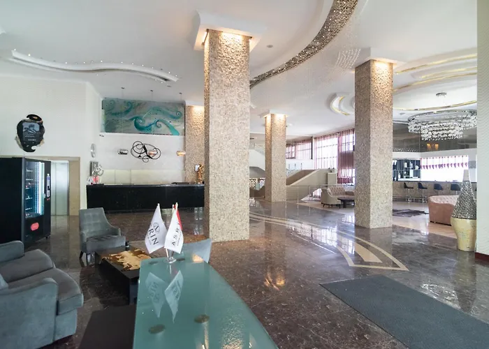 Asrin Park & Convention Center فندق 4*