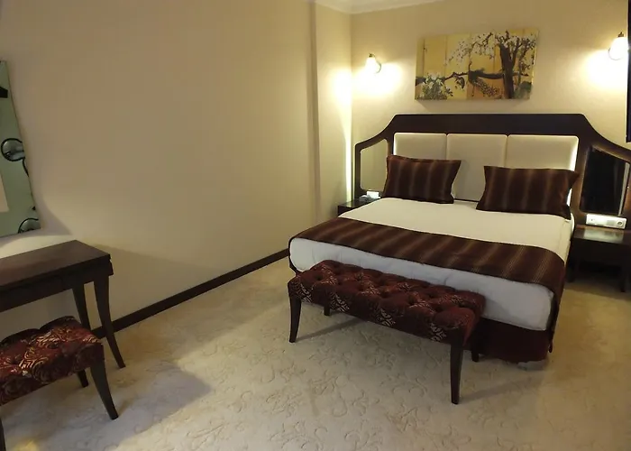 Asrin Park & Convention Center 4*