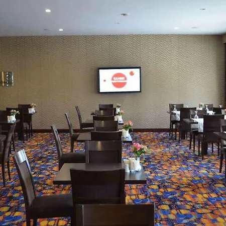Asrin Park & Convention Center Hotel 4*