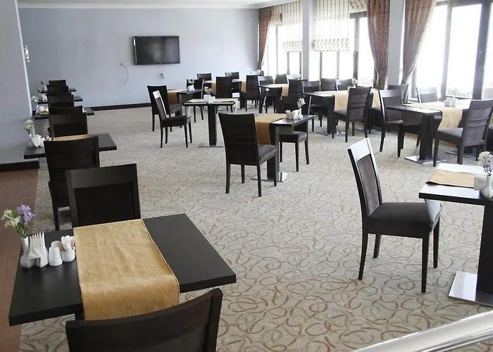 Asrin Park & Convention Center 4*