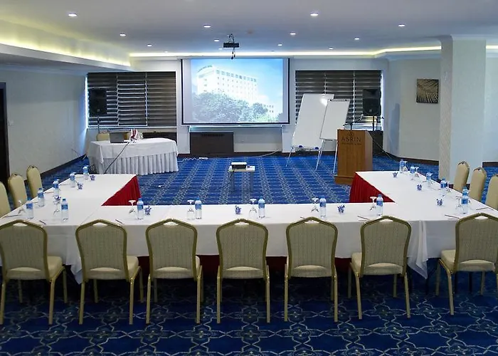 فندق Asrin Park & Convention Center